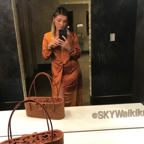 Satin twisted front floor Length dress - Picture 2 of 2